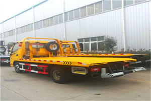 滁州附近拖车救援搭电